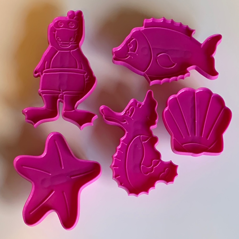 Barney cookie cutters 1993